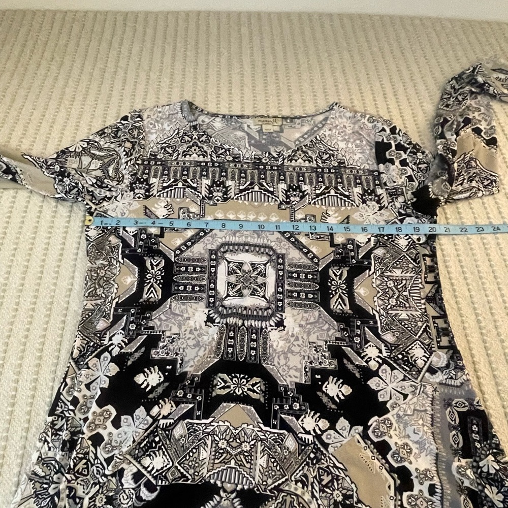ONE WORLD Black & Cream Printed Long Sleeve Blouse - Size: Large - Picture 5 of 6